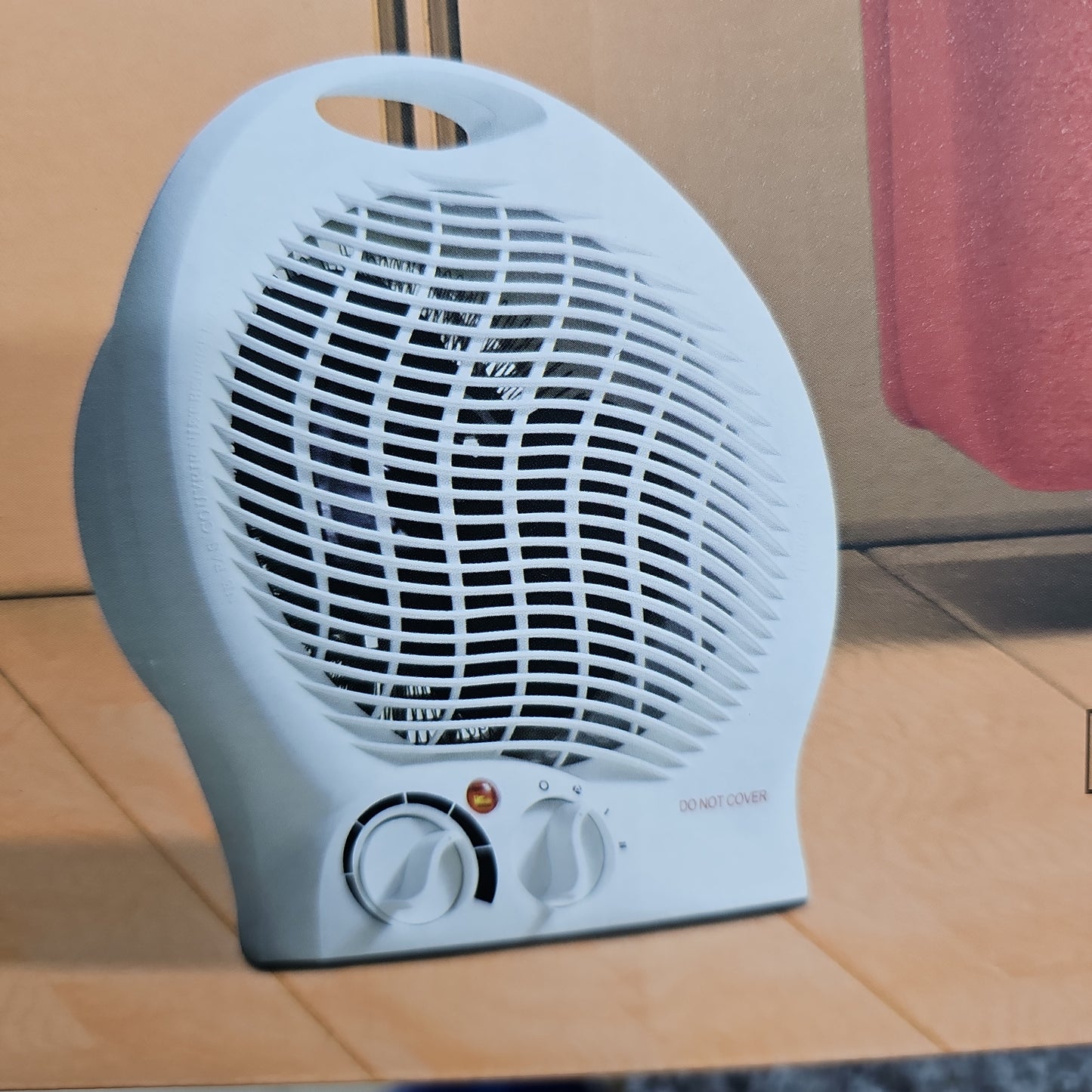 Daewoo 2000W Upright Fan Heather
