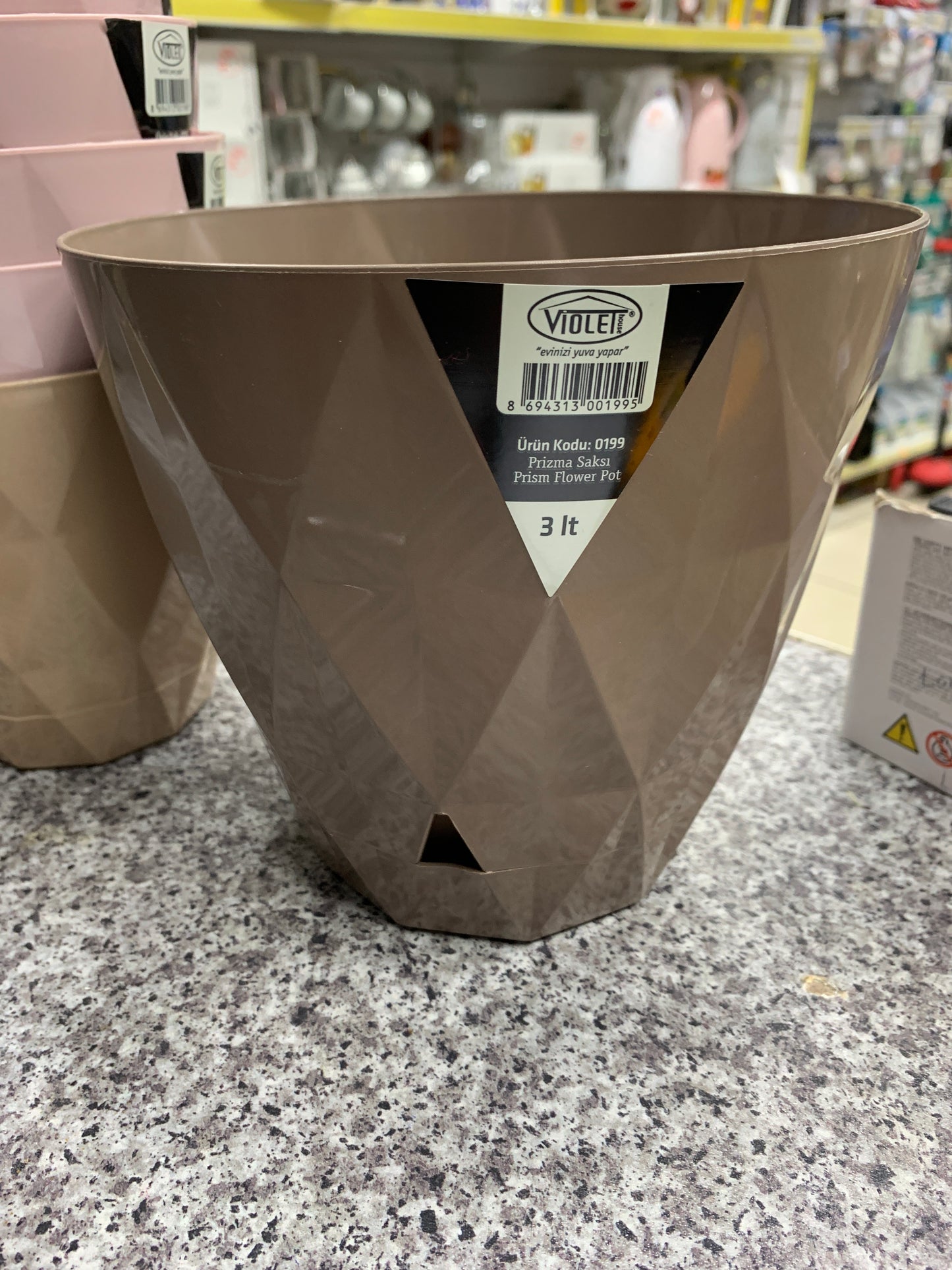 Flower pot