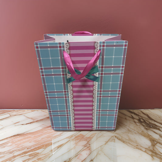 Gift Bag Medium ( 23 X 18 X 10 CM )