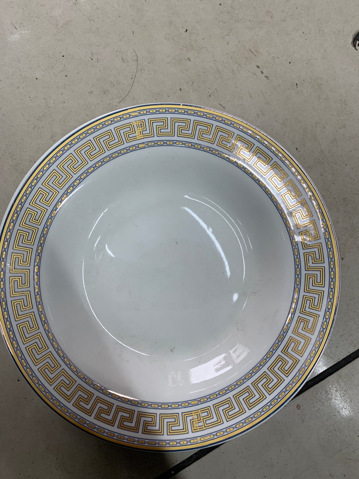 Ceramic deep plate