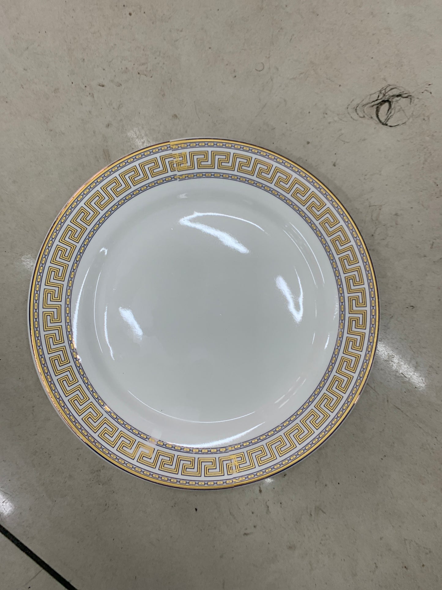 Ceramic plate