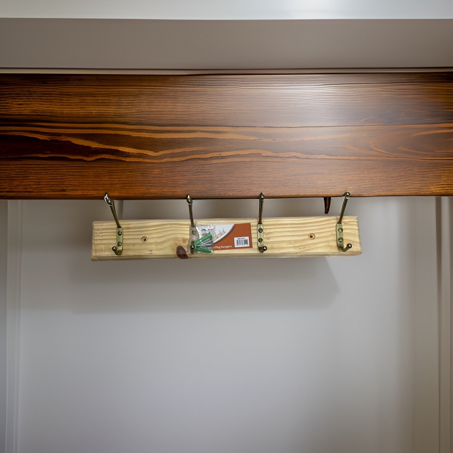 Wooden Hangers 4 Hooks